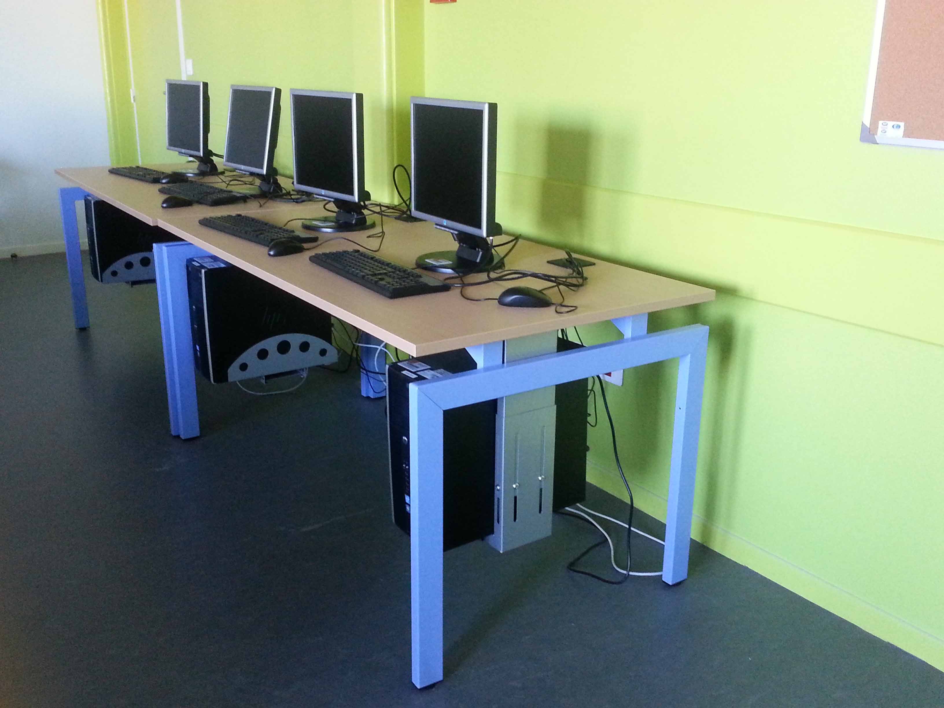 Table informatique modulable